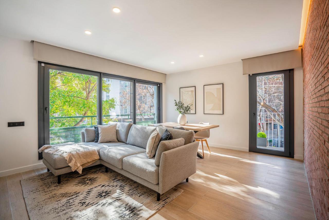 Apartsnoubcn Equador Les Corts บาร์เซโลนา ภายนอก รูปภาพ