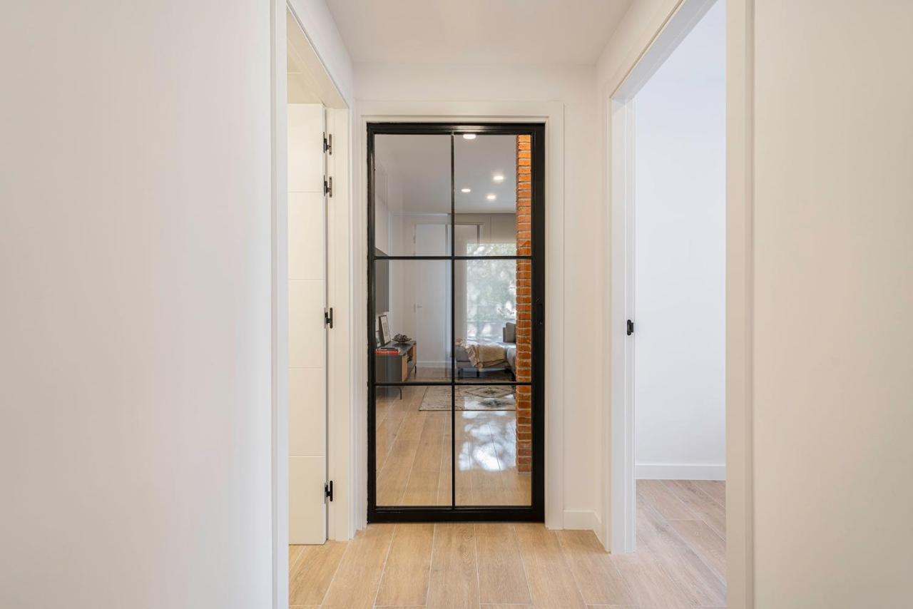 Apartsnoubcn Equador Les Corts บาร์เซโลนา ภายนอก รูปภาพ