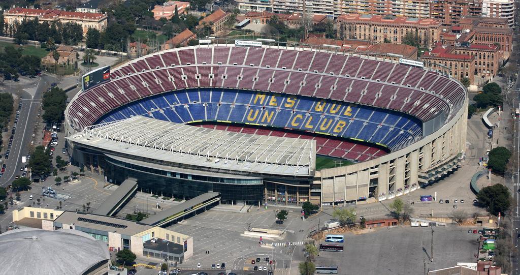 Apartsnoubcn Equador Les Corts บาร์เซโลนา ภายนอก รูปภาพ